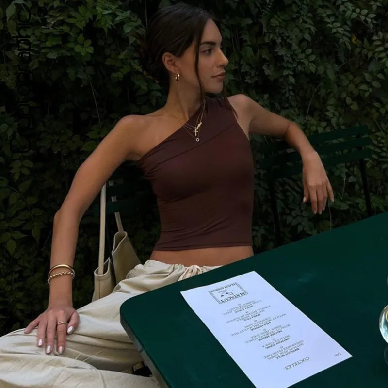 קרופ טופ אסימטרי כתפייה אחת  - נור