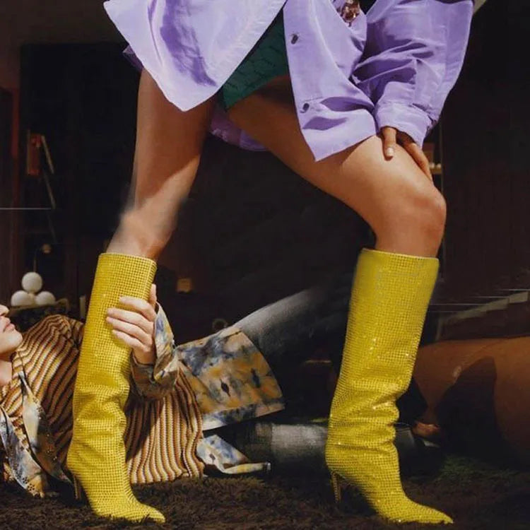 מגפי עקב שפיץ גבוהים בעיצוב זרקונים מנצנצים - Josie