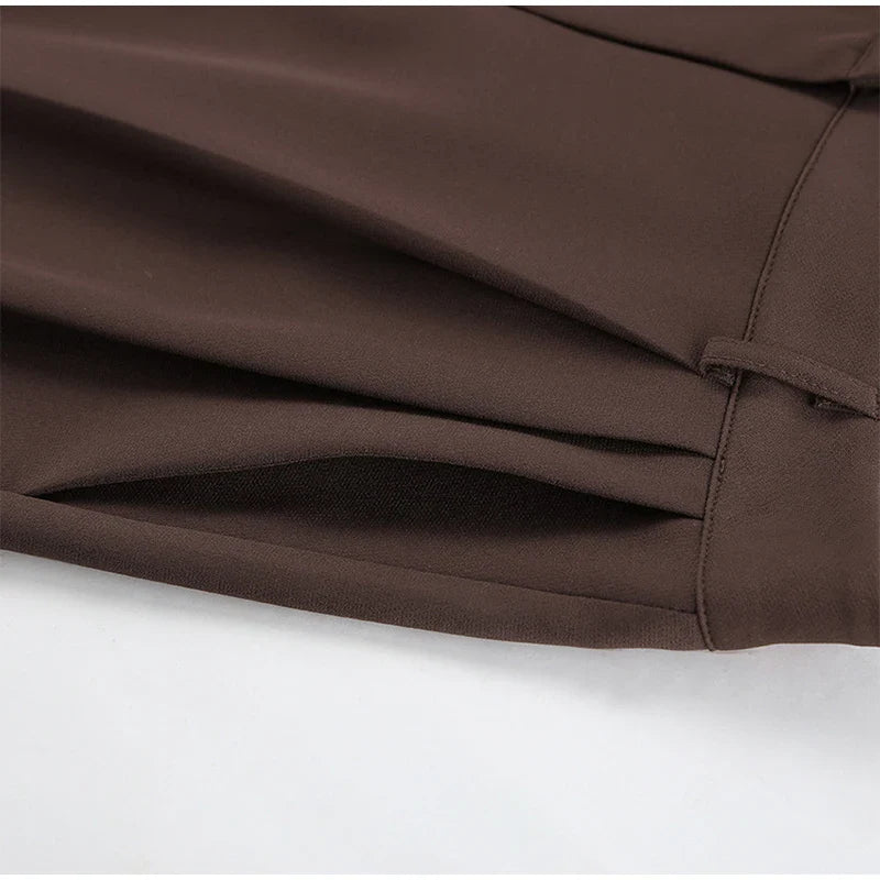 חליפת שני חלקים מחויטת טופ סטרפלס ומכנסיים ארוכים - מונה