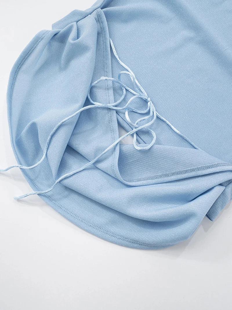 סט שני חלקים בעיצוב בד נשפך טופ צווארון נופל גב פתוח וחצאית מקסי - סקרלט