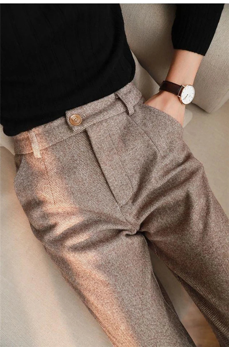 Pencil-cut wool pants