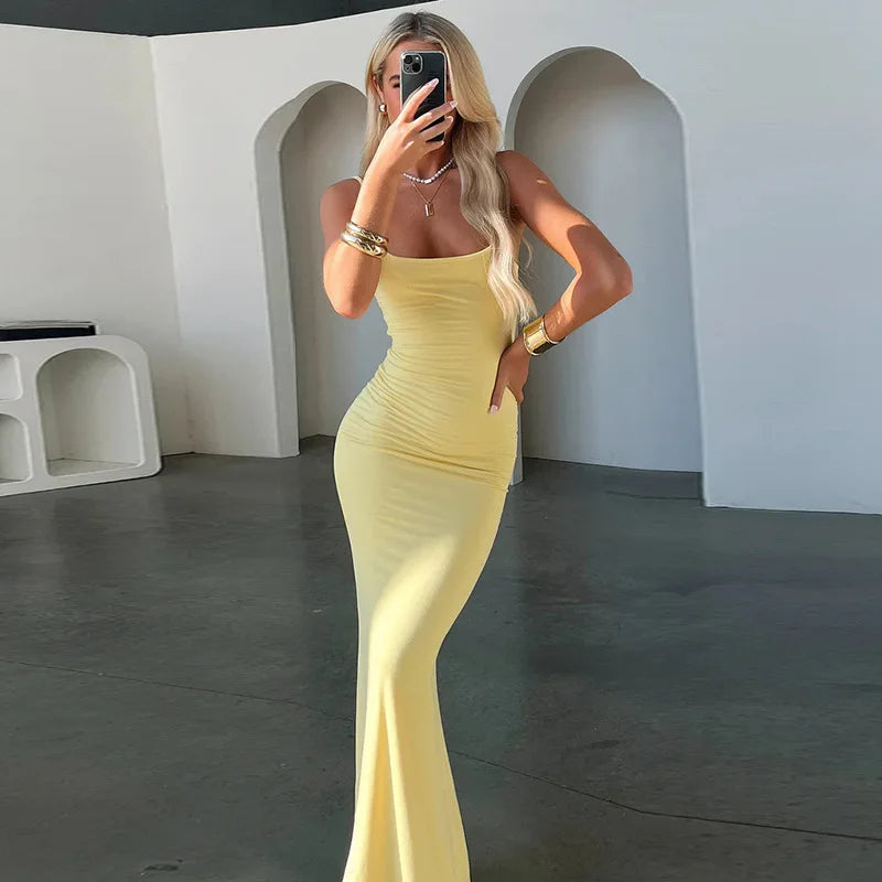 שמלת מקסי צמודה קשירות בגב פתוח - מיילי