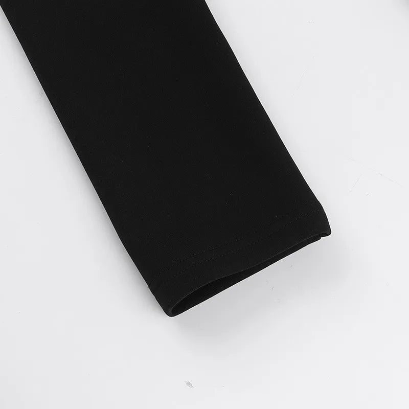 שמלת מיני בגזרת A מחשוף עמוק בעיטור כיסים - ביאנקה