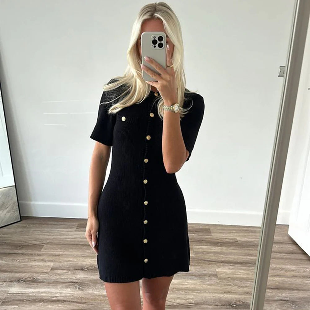 שמלת מיני סרוגה בעיטור כפתורים - Mary