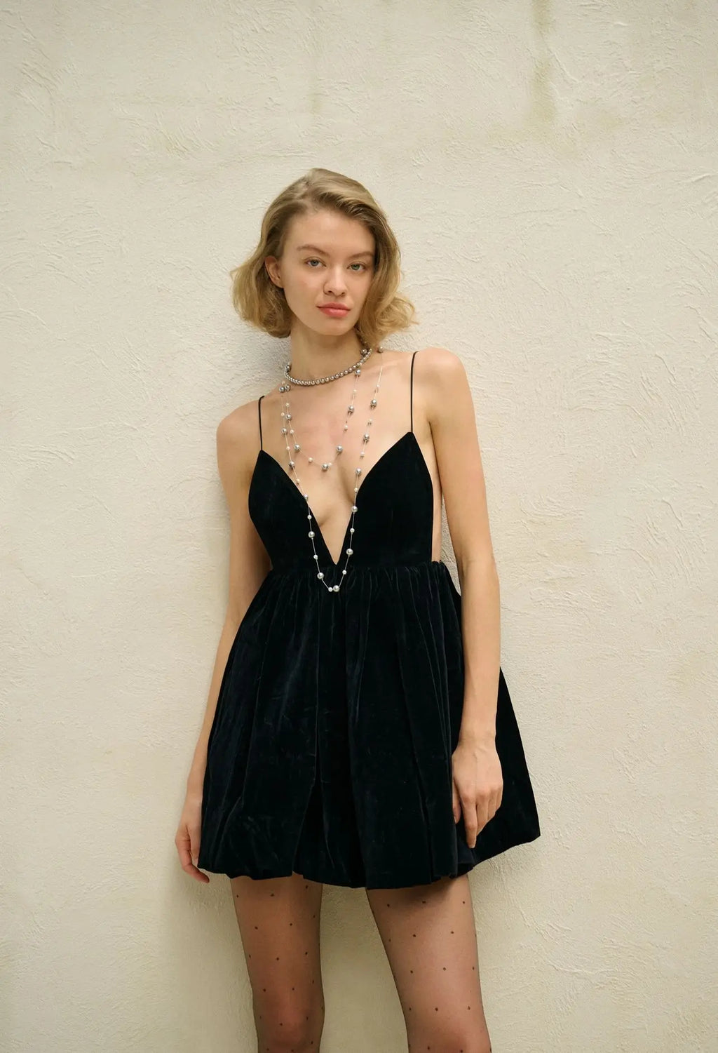 שמלת מיני בלון בד קטיפה גב פתוח - Myla