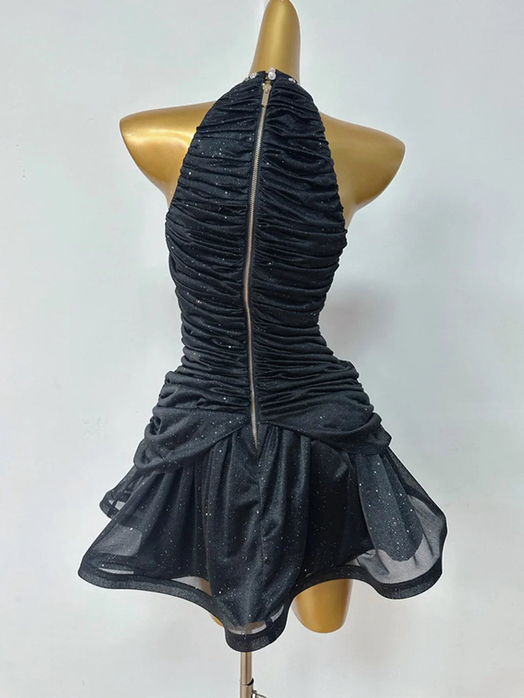 שמלת מיני שיפון קיפולים מלמלה בעיטור יהלומים ונצנצים - יאבה