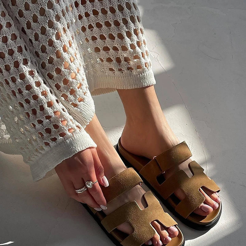 סט סרוג רשת שני חלקים חצאית מקסי וחולצת בטן - בלנקה