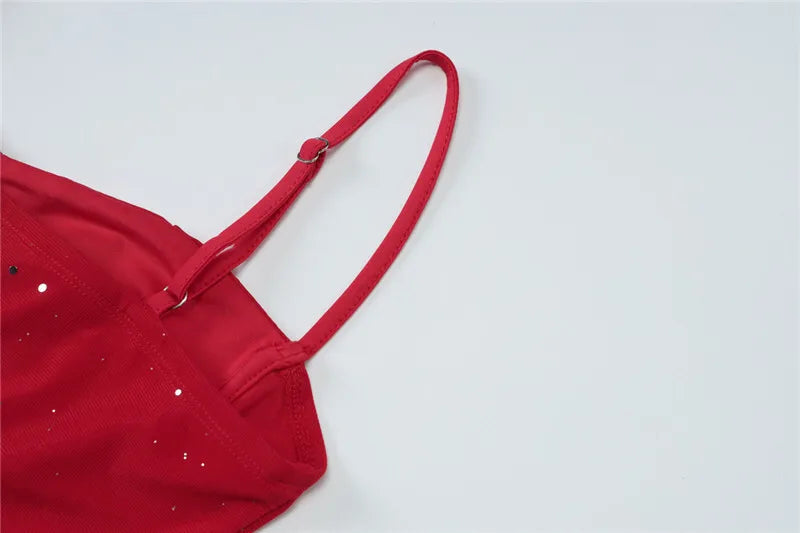 שמלת מיני נצנצים בעיצוב אסימטרי בעיטור מלמלה - קסם