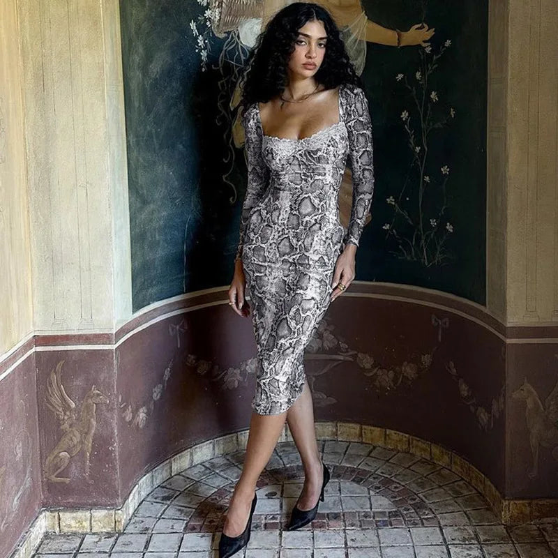 שמלת מידי ANIMAL PRINT בעיטור תחרה - ג'יין