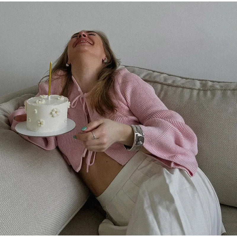 סט שני חלקים סרוג חצאית מקסי וחולצת קשירות - ימית