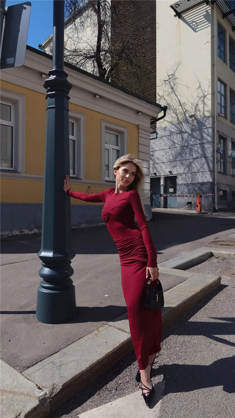 שמלת מקסי צמודה בעיצוב כיווצים - לין