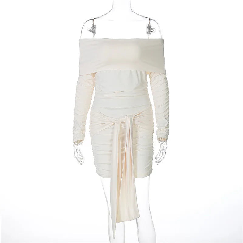 שמלת מיני כיווצים כתפיים חשופות בעיטור קשירה - אליס