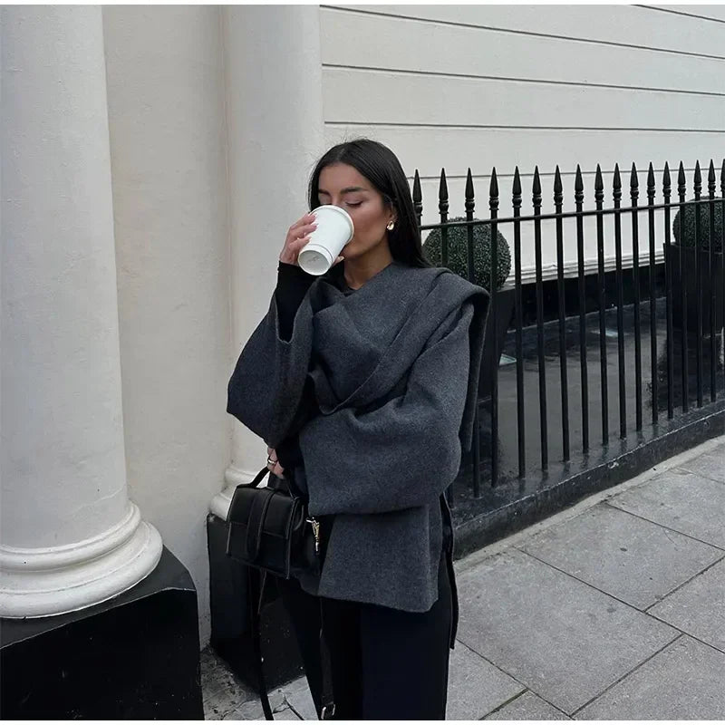 מעיל צמר מחויט בעיטור צעיף תואם - ג'ו