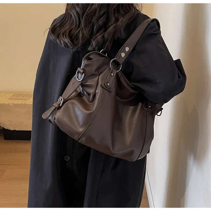 Retro design faux leather bag