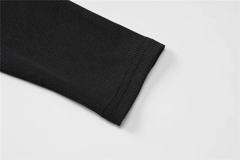 חליפת חלק אחד סרוגה כתפיים חשופות - מיי