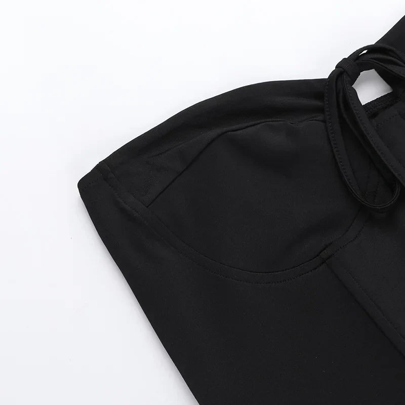 שמלת מיני סטרפלס בעיטור קשירה בחזה - Ainara