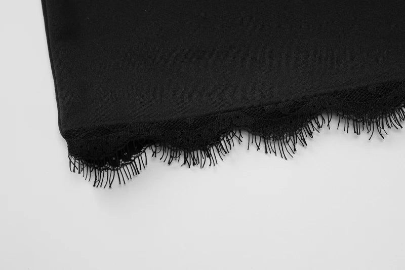 שמלת מיני בעיטור תחרה קשירה בחזה - MILA