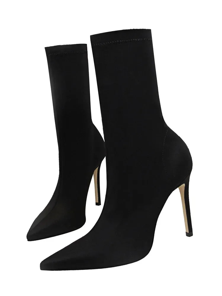 Silk fabric pointed heel boots - Margot