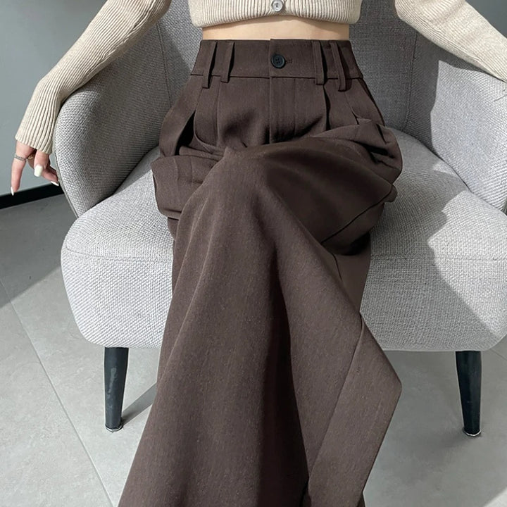 High-waisted tailored pants in a LOOSE design
