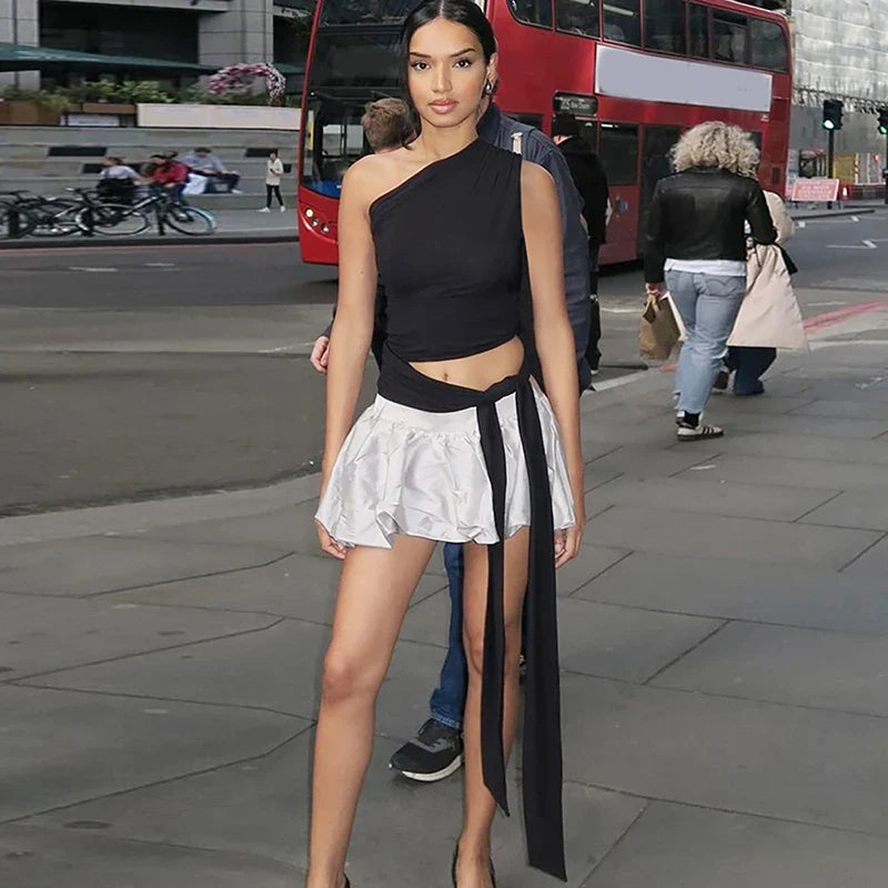 טופ גופיה בעיצוב אסימטרי בעיטור קשירה - ניקס