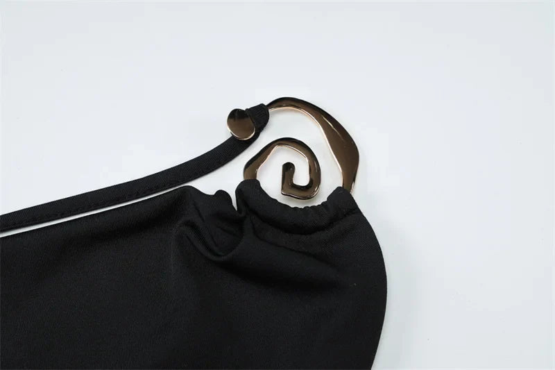 שמלת מקסי צווארון נופל גב פתוח בעיטור אבזמים - לוראל