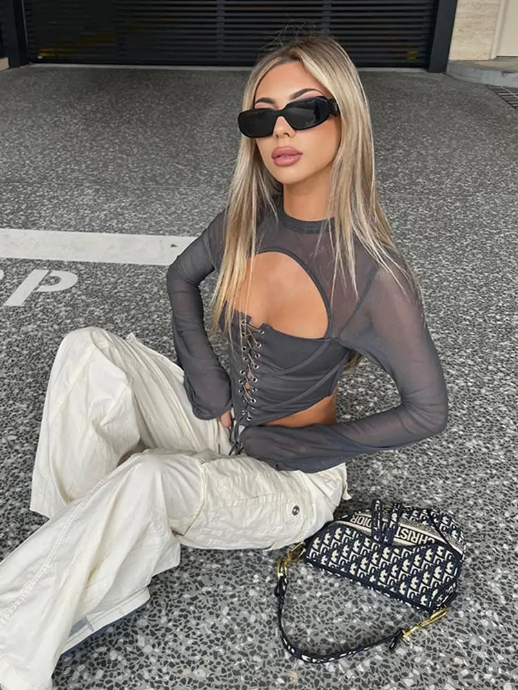 חולצת מחוך קשירות שרוולי שיפון - ג'ורג'יה