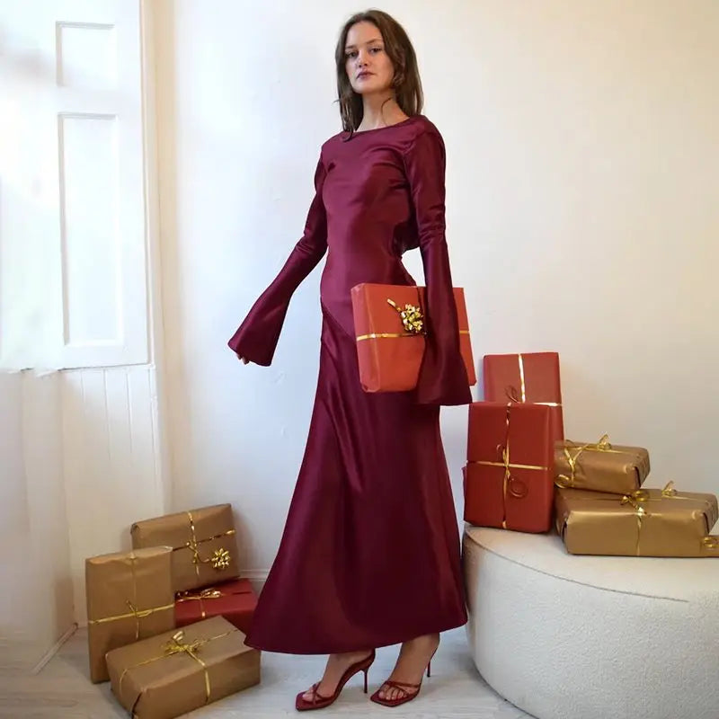 שמלת ערב מקסי סאטן גב פתוח בשילוב שסע ושרוולי פעמון  - מריאן