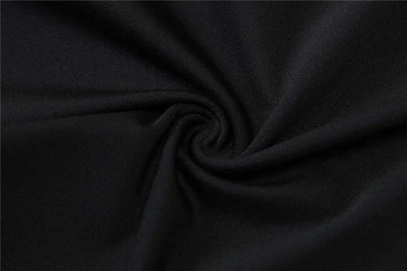 שמלת מיני בעיצוב מיוחד בעיטור אבזם ושובל - מורגן