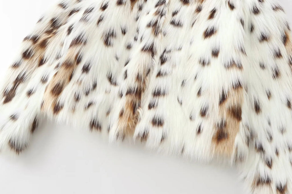 מעיל פרווה - רירי