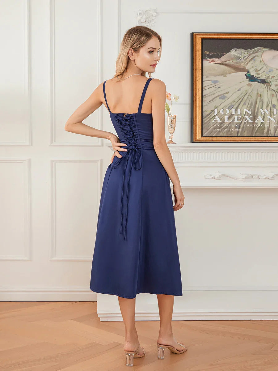 שמלת מידי קיצית בעיצוב כפרי בעיטור שסע - אלדורי