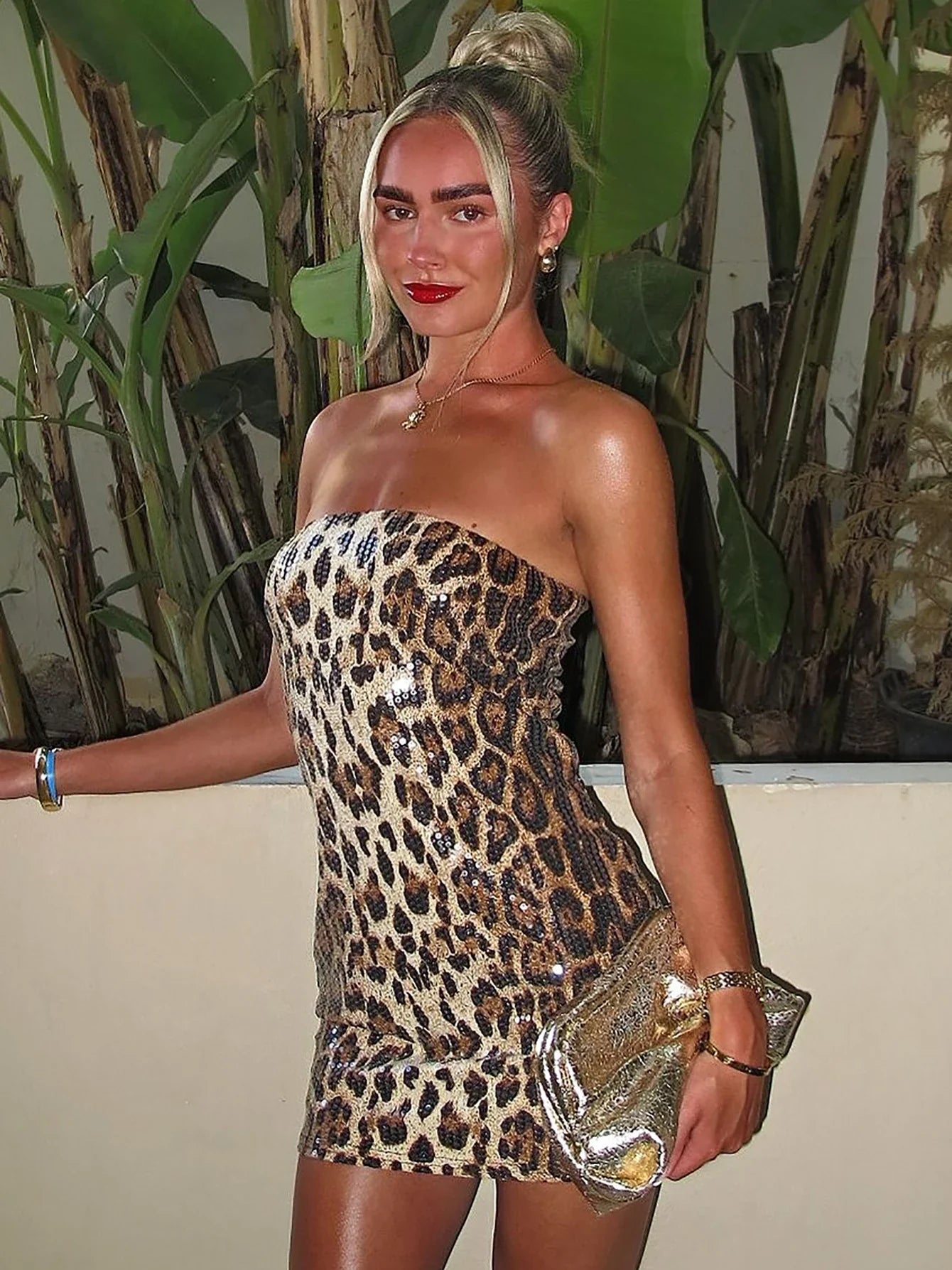 שמלת מיני סטרפלס פייטים מנומרת - Veronica