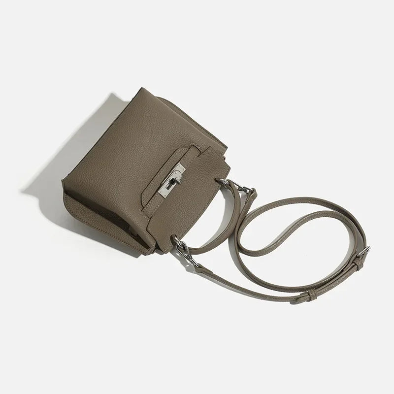 Leather bag with Kelly design