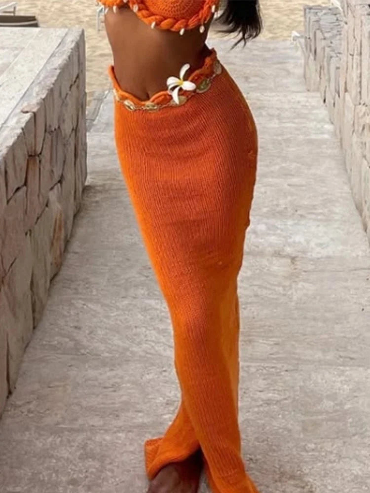 סט חוף סרוג שני חלקים בעיטור צדפות ופנינים טופ וחצאית מקסי / מיני - Adrianna