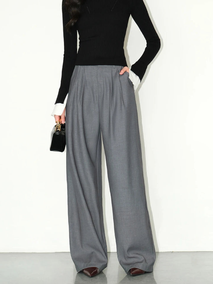 High-waisted tailored pants in a LOOSE design