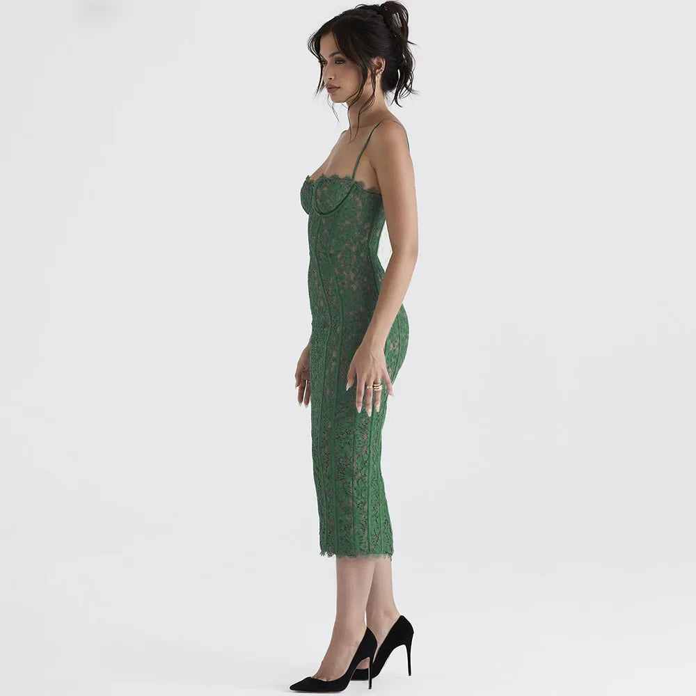 שמלת מידי תחרה בגזרה צמודה - ברברה