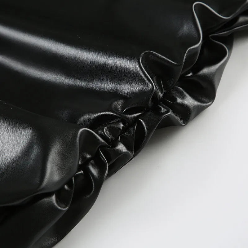 טופ דמוי עור בעיצוב אסימטרי - קמי