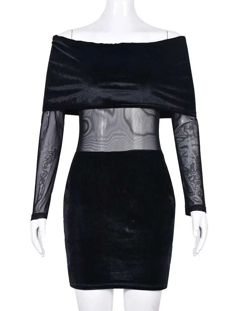 שמלת מיני קטיפה כתפיים חשופות בעיצוב רשת - שריאל