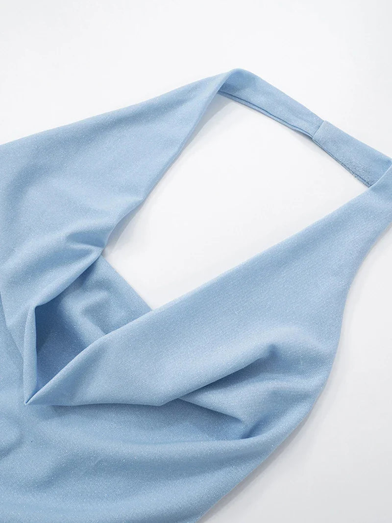 סט שני חלקים בעיצוב בד נשפך טופ צווארון נופל גב פתוח וחצאית מקסי - סקרלט