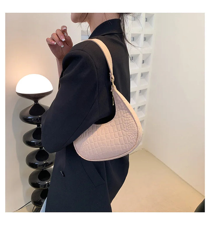 Faux leather bag with rough texture design