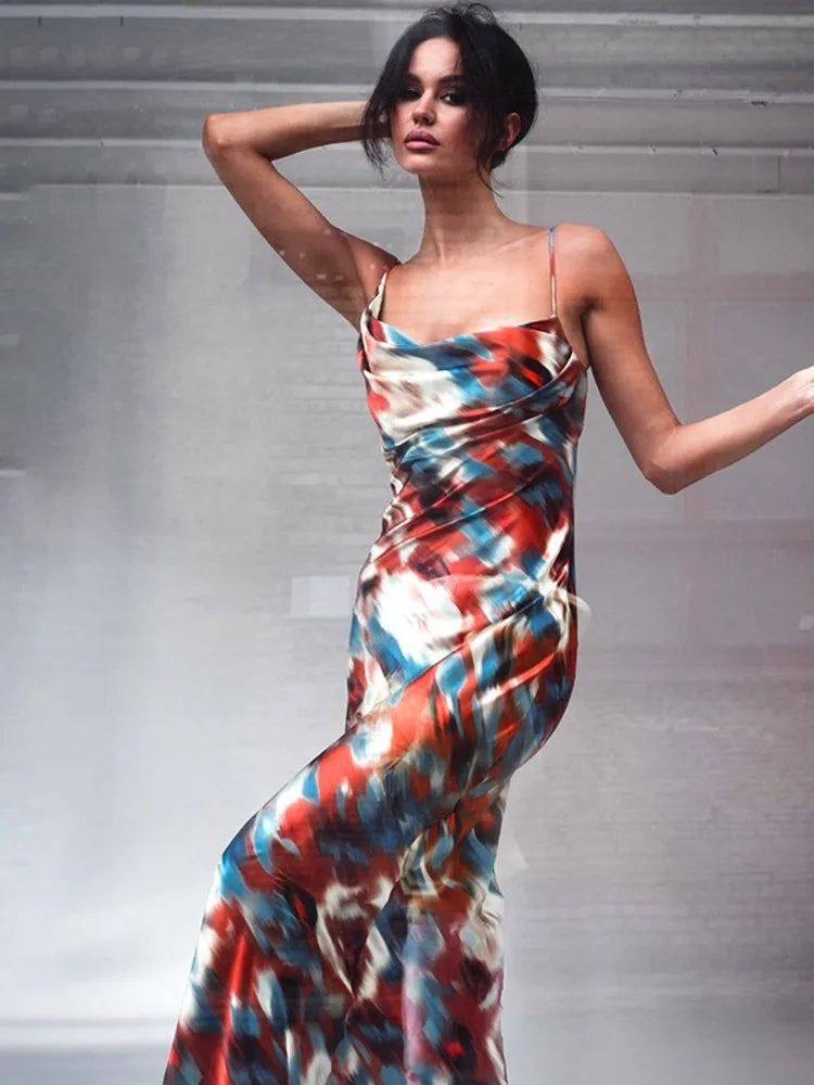 שמלת מקסי סאטן בעיצוב צבעוני - Skylar