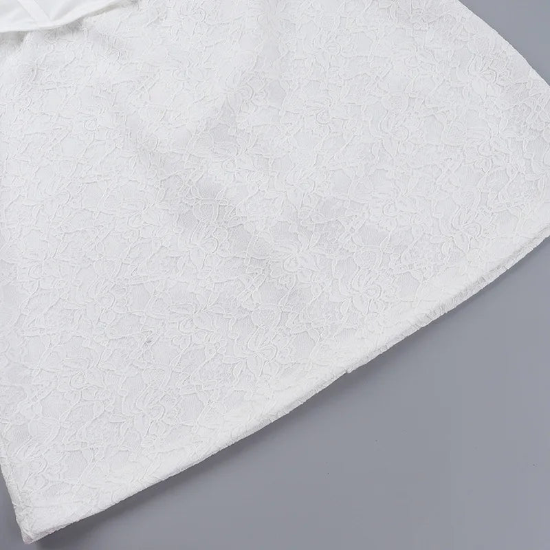 שמלת מיני תחרה צמודה בעיצוב מחוך כתפיות נופלות - פייסיס