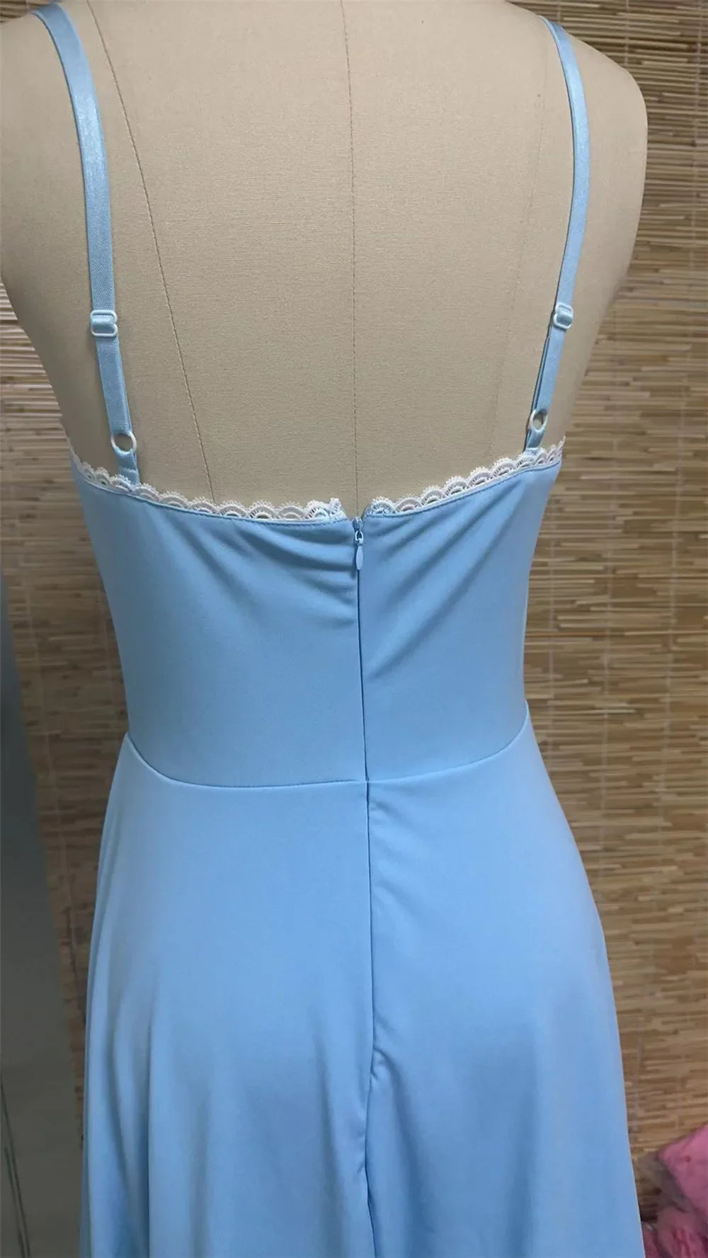 שמלת מידי סאטן - אדלה