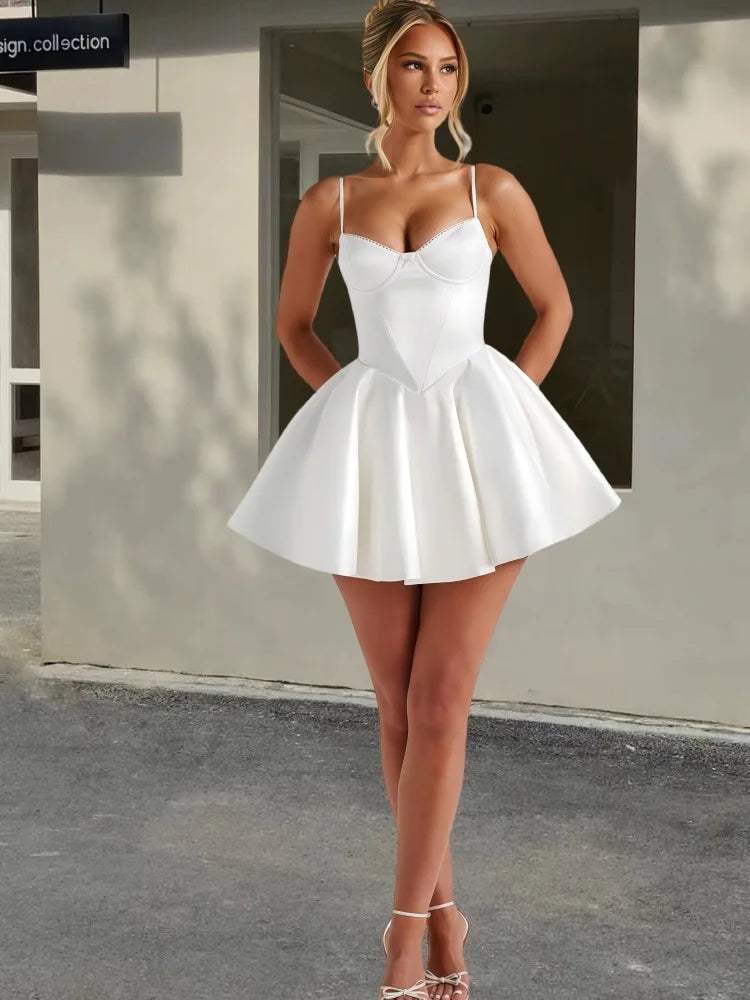 שמלת מיני סאטן בגזרת A - Tiffany