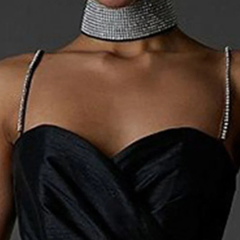 שמלת מיני סאטן בגזרת A כתפיות זרקונים - MIEL