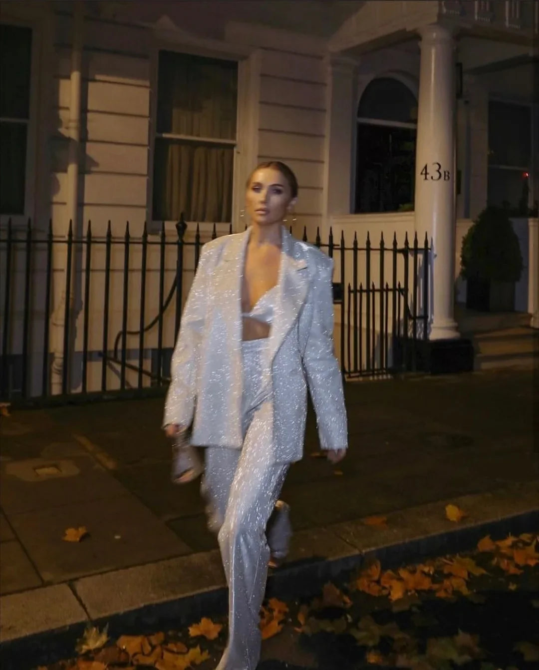 חליפת נצנצים 3 חלקים גוזיה בלייזר ומכנסיים גזרה גבוהה ארוכים - פאשה