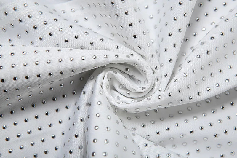 שמלת מקסי כתפיים חשופות בעיטור זרקונים מנצנצים וצעיף תואם - סנדרה