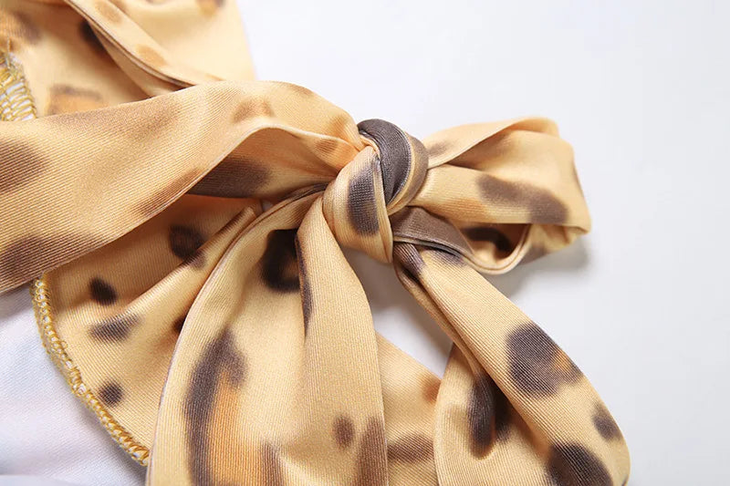 שמלת מקסי מנומרת בעיצוב אסימטרי קשירה בצוואר - רוקסי