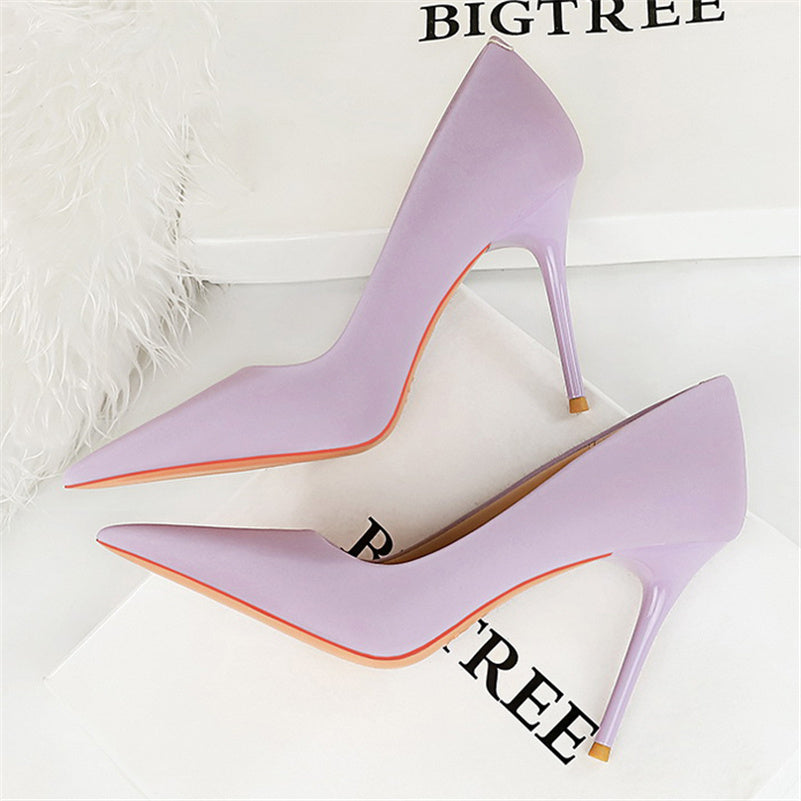 נעלי עקב שפיץ סאטן - מריסה