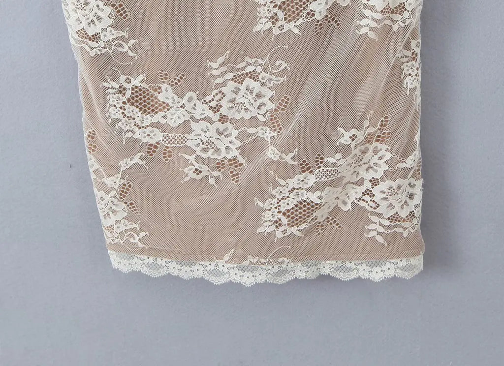 שמלת מידי תחרה - אליזבט