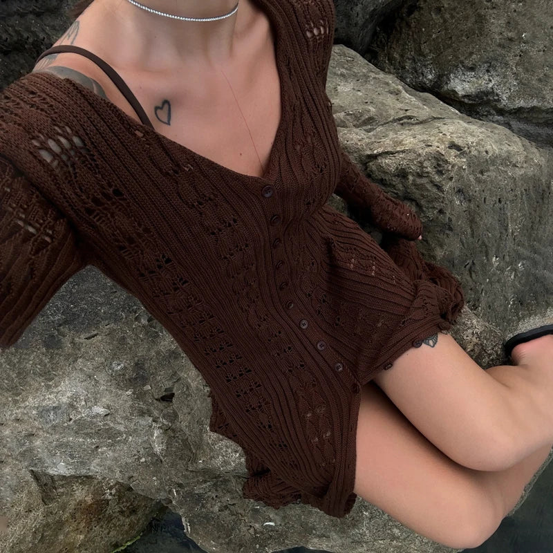 שמלת / עליונית מקסי קרושה סרוגה סגירת כפתורים - דוון